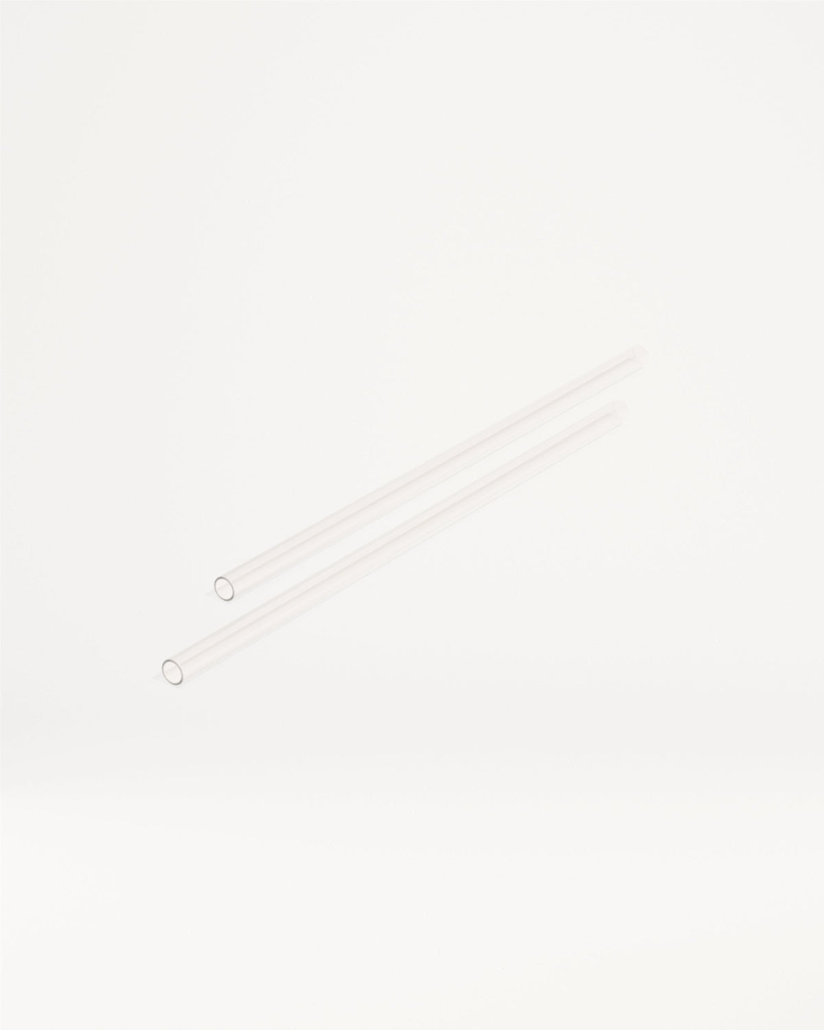 Explorer Thermo Tumbler Straws - klare, schlanke Röhren.